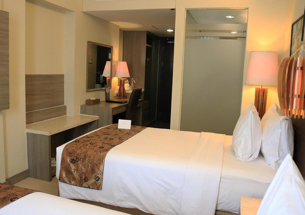 Best Western Plus Kemayoran Hotel Jakarta Exterior foto