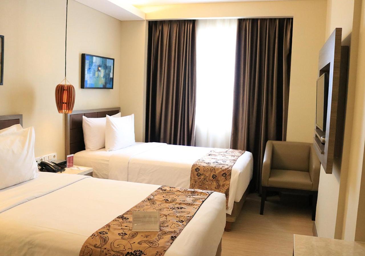 Best Western Plus Kemayoran Hotel Jakarta Exterior foto